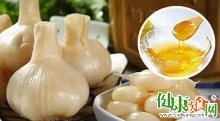 蜂蜜配大蒜对于“春季养肝”很有帮助