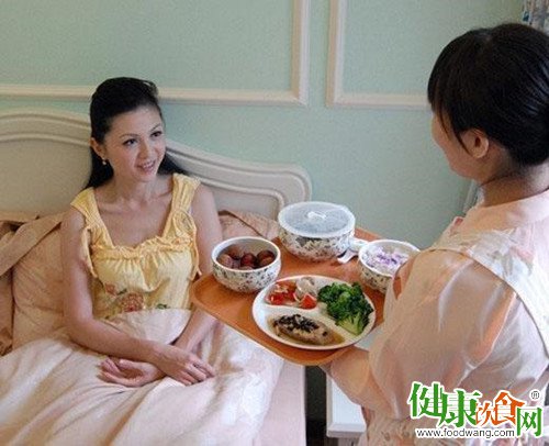 分娩前一天吃什么好?吃自己想吃的少吃点、饿了就吃